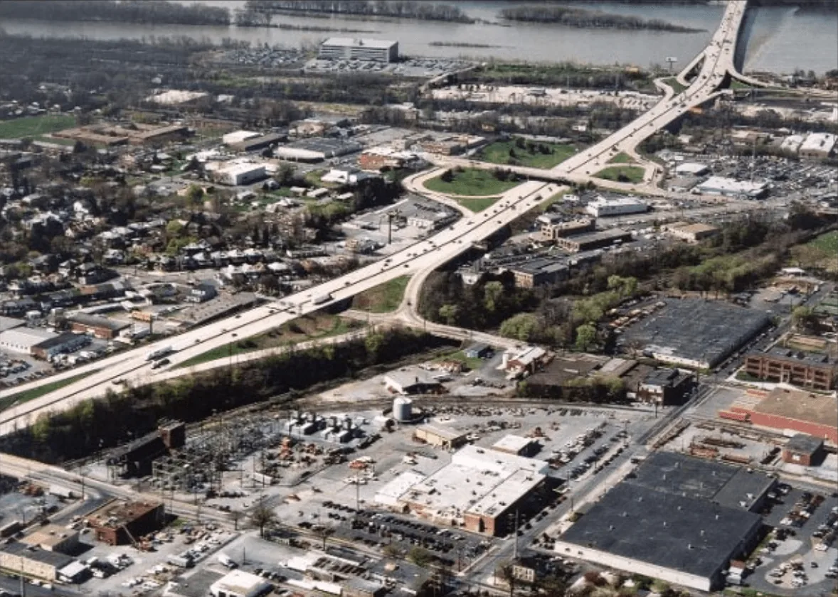 Source: https://theburgnews.com/news/a-12-lane-highway-in-harrisburg-its-possible-in-penndot-plan-for-i-83